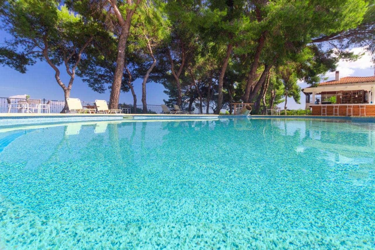 Evripidis Hotel Afytos Esterno foto