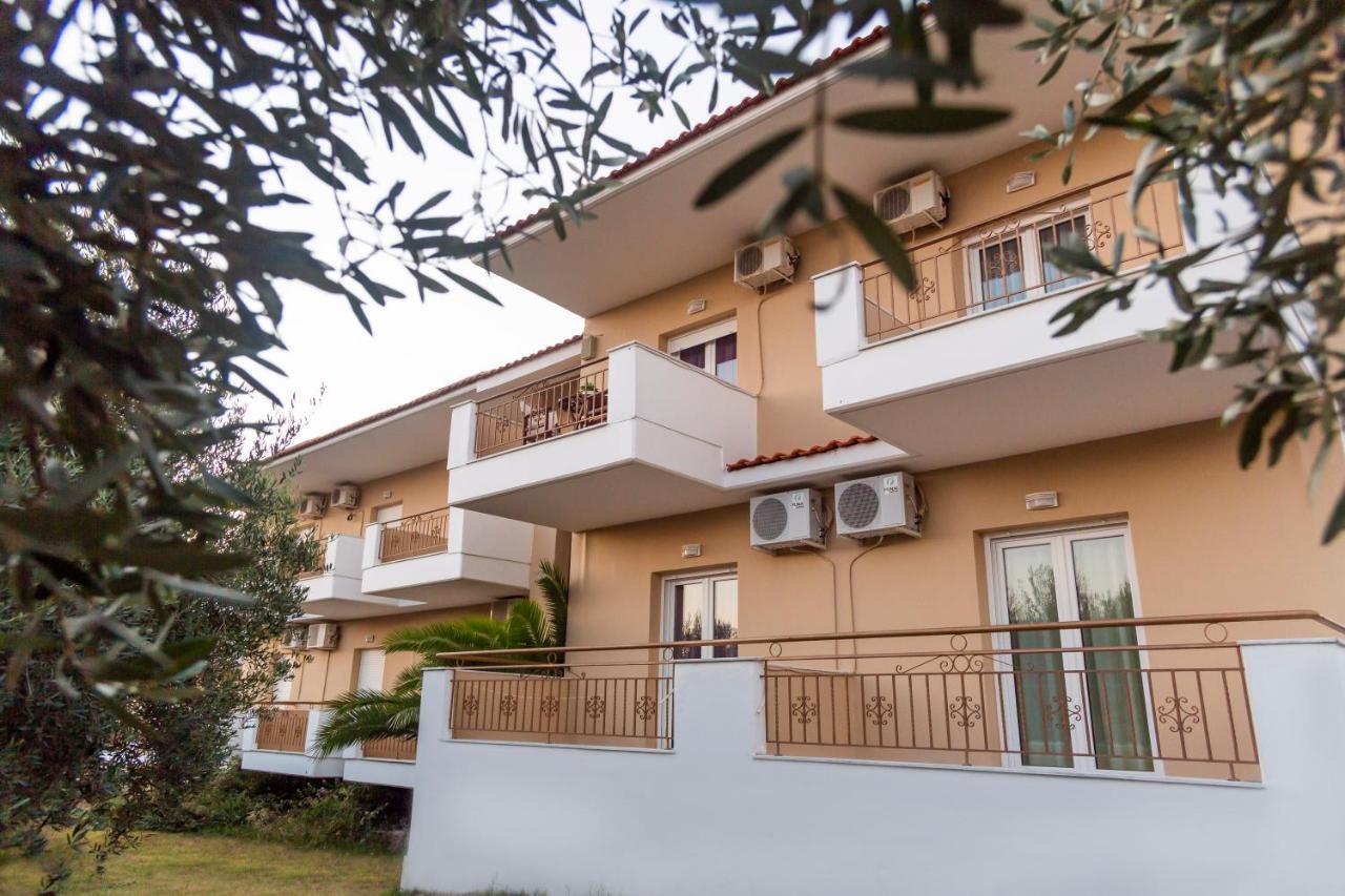 Evripidis Hotel Afytos Esterno foto
